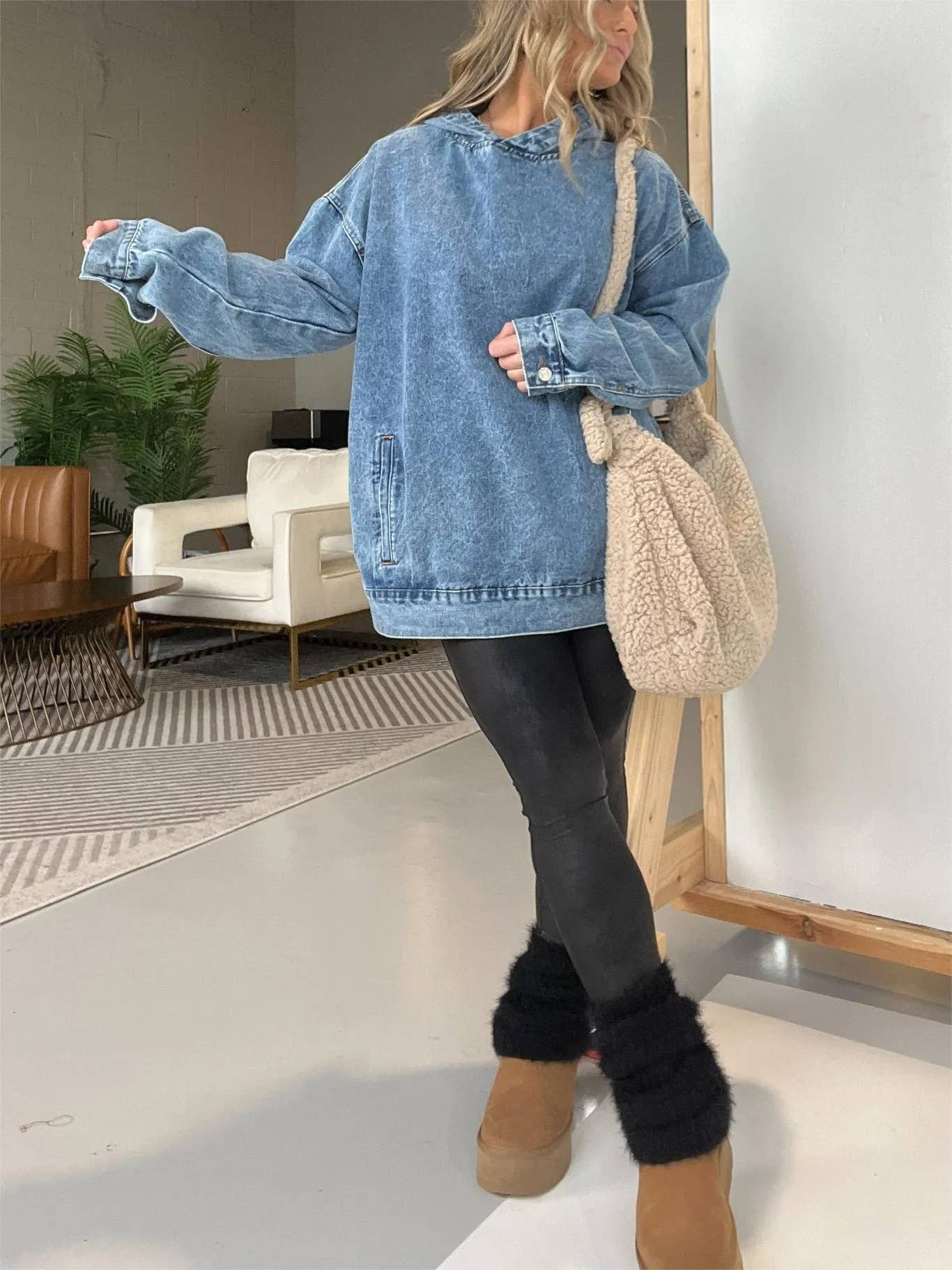 Vintage washed denim pullover hoodie: Blue / S